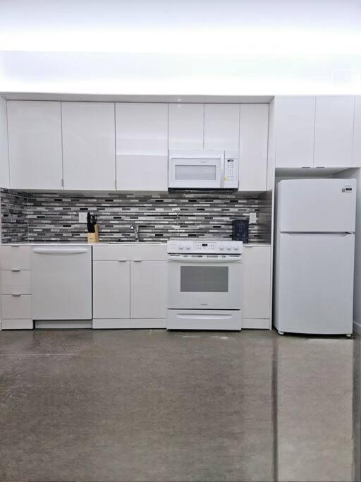 Tremont Smart 14 - A Kcm Property クリーブランド エクステリア 写真